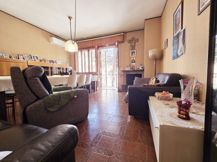 Porzione di casa in vendita a Rimini Marina Centro – foto 3